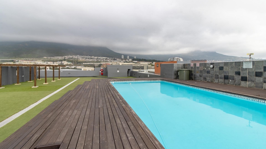 2 Bedroom Property for Sale in Zonnebloem Western Cape